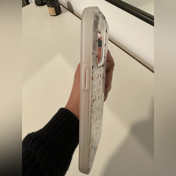 Sonix confetti iPhone 14 Pro Max case - Picture 5 of 5